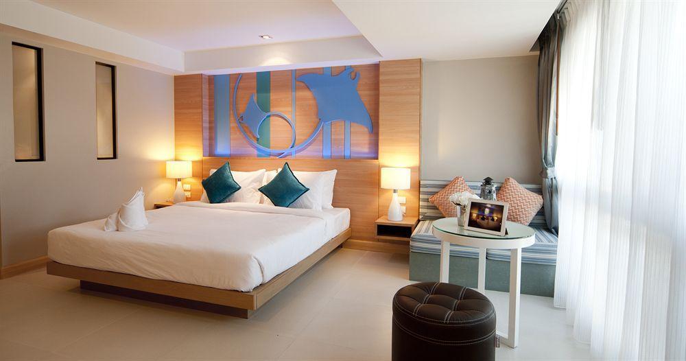 Ratana Apart Hotel Kamala Bagian luar foto