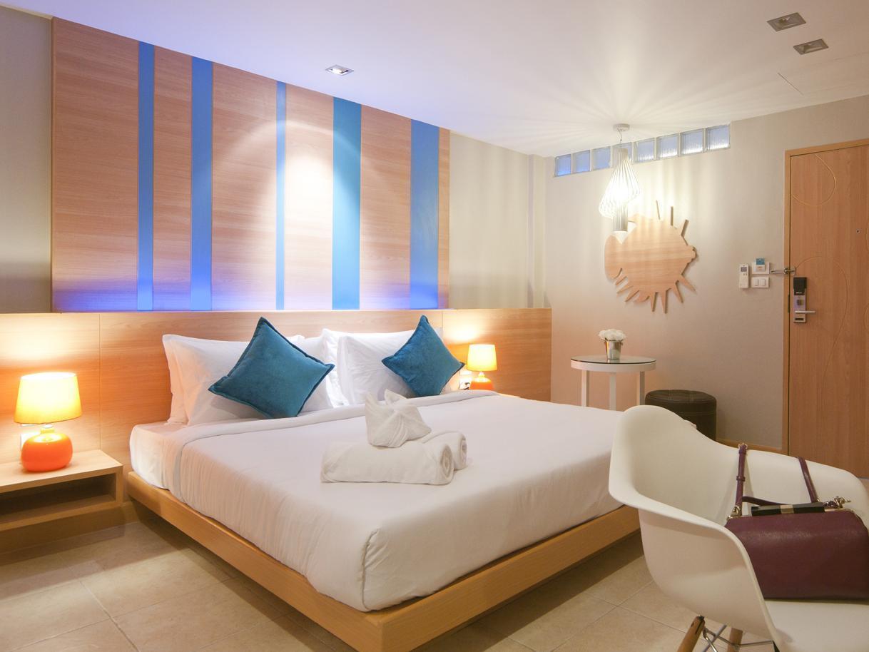 Ratana Apart Hotel Kamala Bagian luar foto